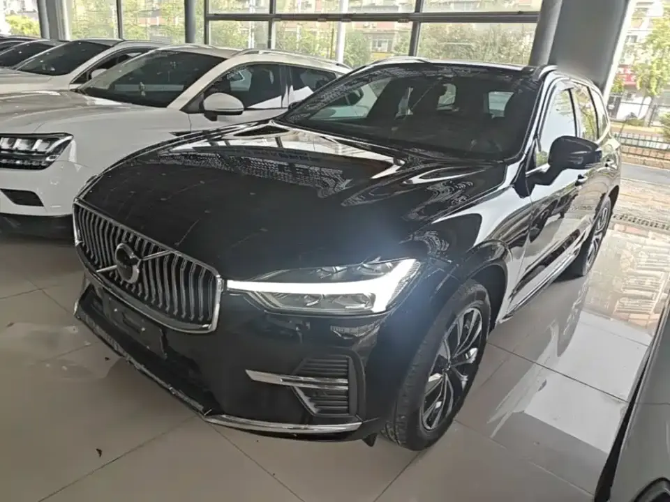 Volvo XC60 B5 AWD Zhiyuan Luxury Edition 2024