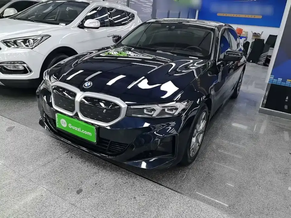 BMW i3 eDrive 35 L 2024