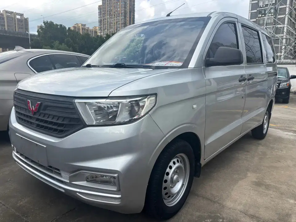 Wuling Motors Wuling Hongguang V 1.5L Basic China VI LAR 2020