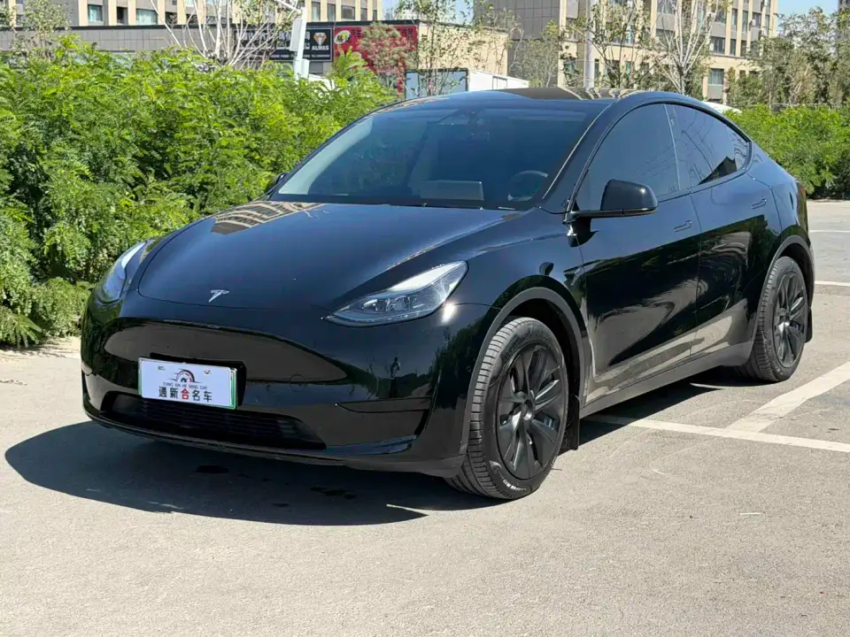 Tesla Model Y Facelift Rear-Wheel Drive Version 2023