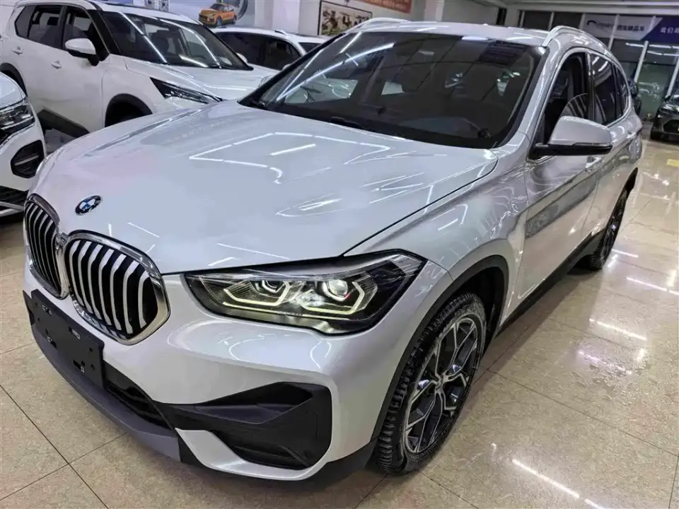 BMW X1 sDrive25Li Leading 2022
