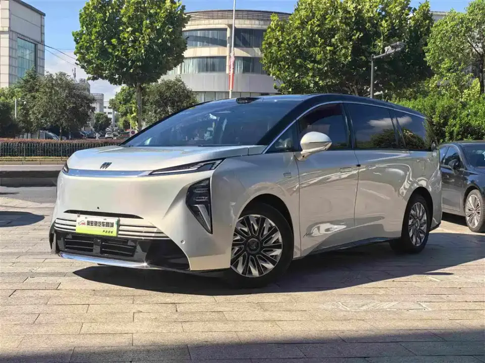 Buick Zhijing Shijia Model PHEV Base Version 2026