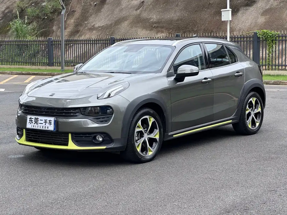 Lynk & Co 02 1.5TD DCT Shine Pro 2022