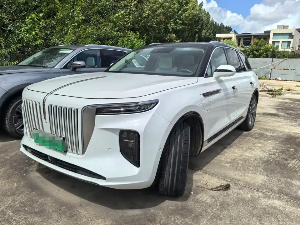 Hongqi E-HS9 690km Qi Xiang Edition (6-seater) 2023