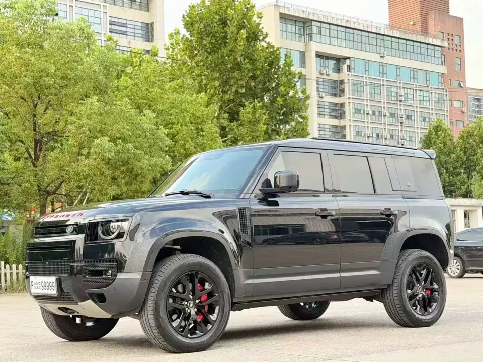 Land Rover Defender Model 110 P400 X 2020