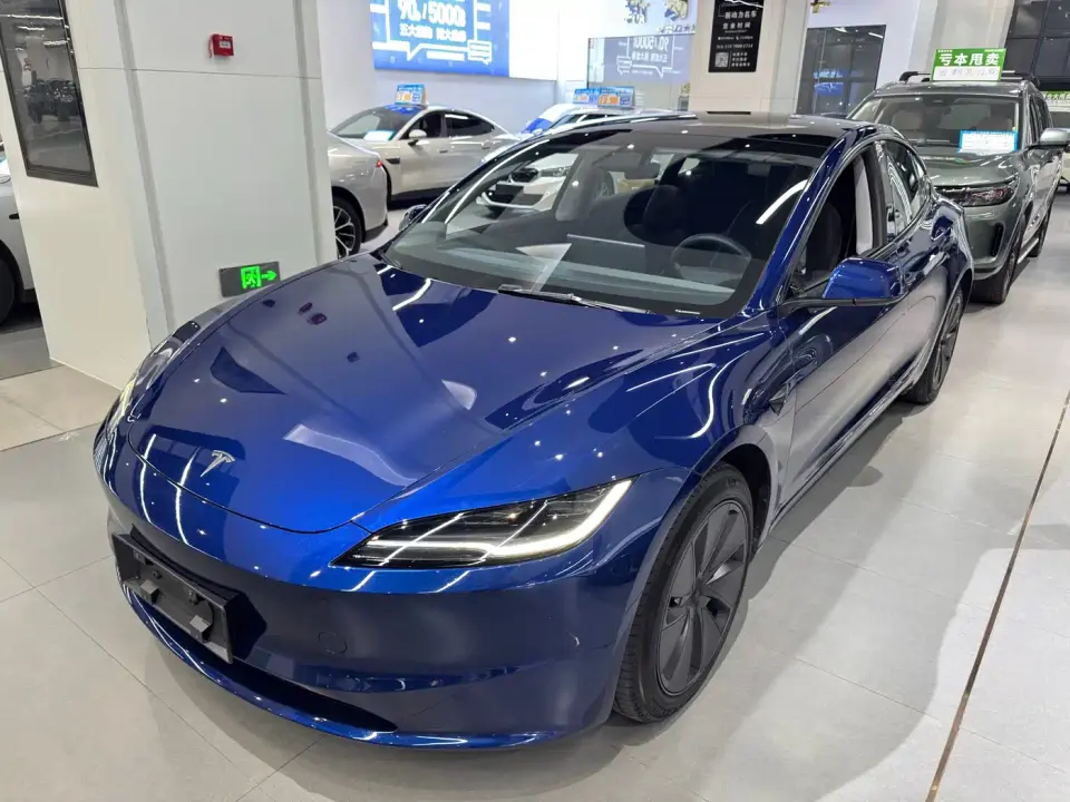 Tesla Model 3 Rear-Wheel Drive 2024