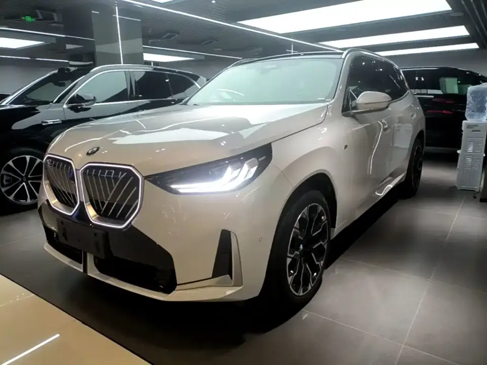 BMW X3 xDrive30L Leading M Sport Package 2026