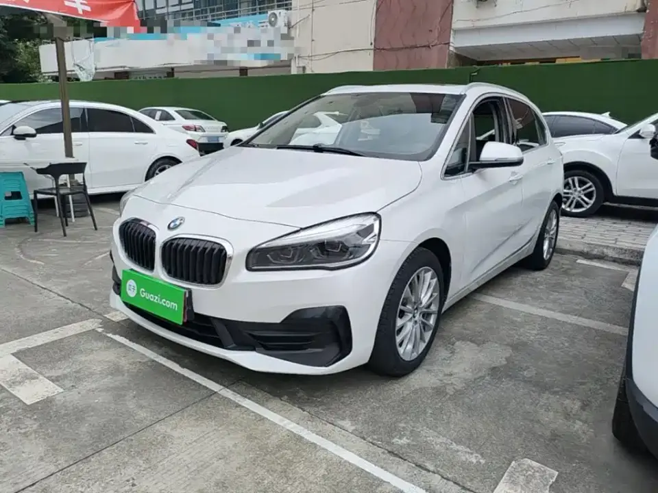 BMW 2 Series Touring 218i Leading 2019