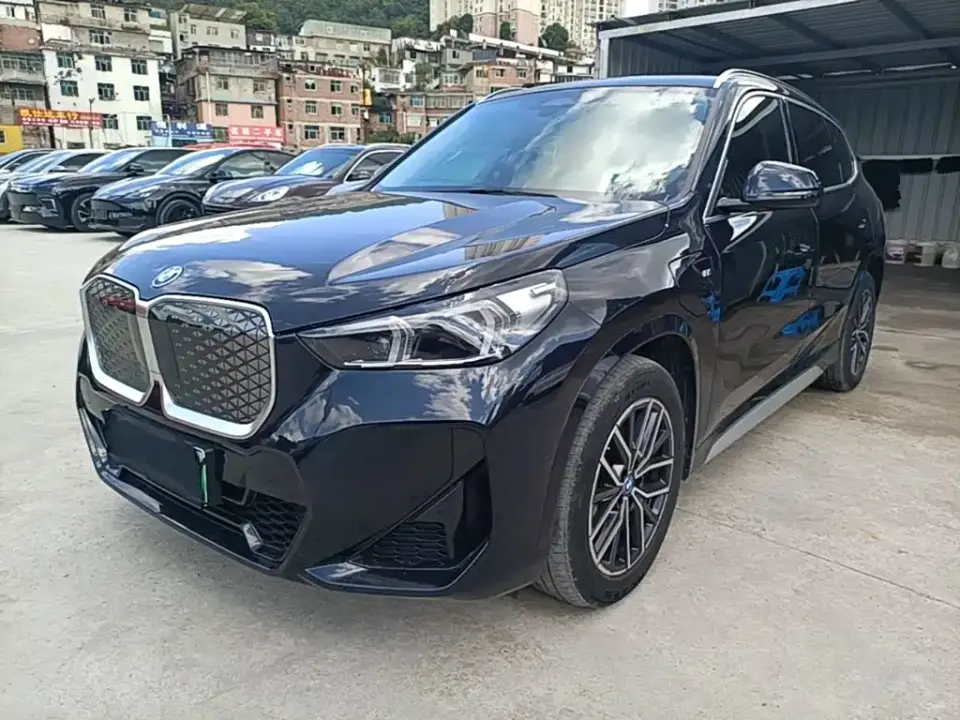 BMW iX1 eDrive25L M Sport Package 2024