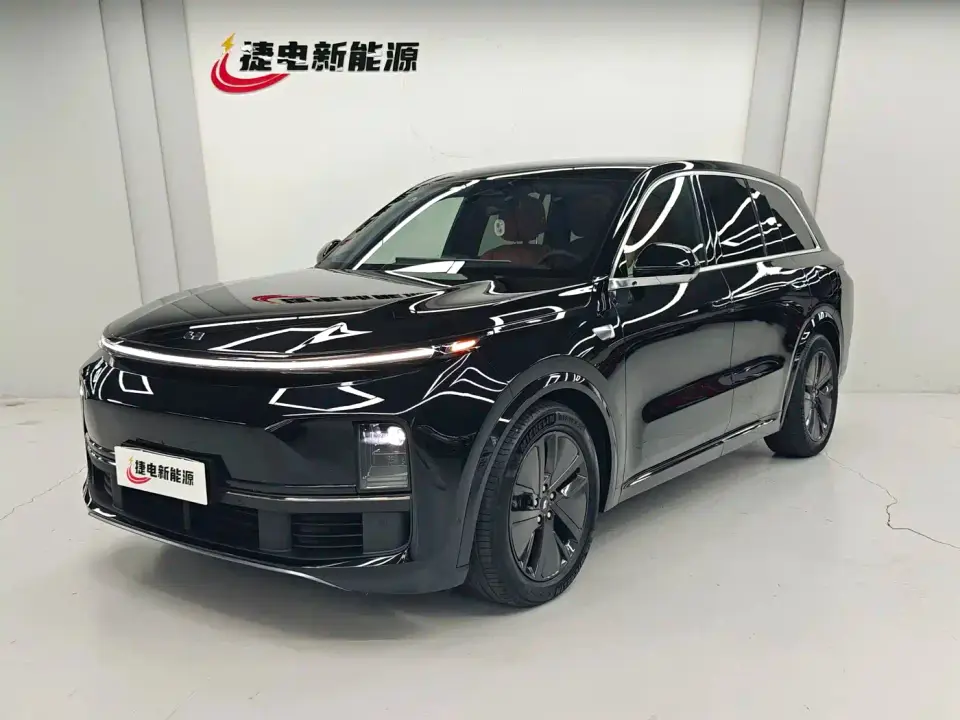 Li Auto Li L8 Pro 2025
