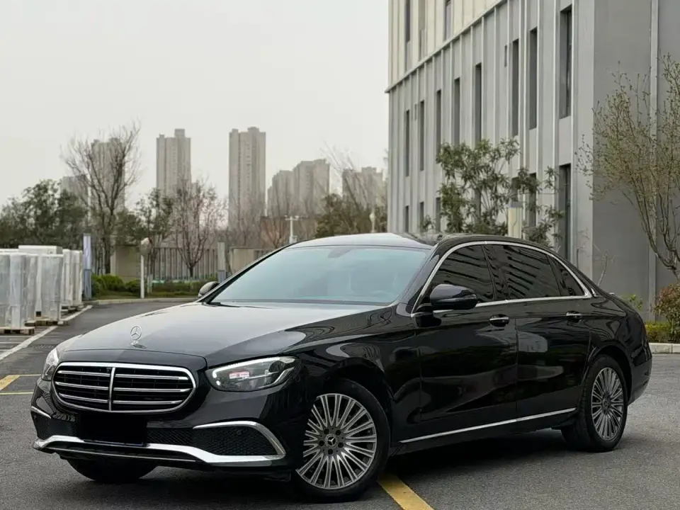 Mercedes-Benz E-Class E 300 L Fashion 2023