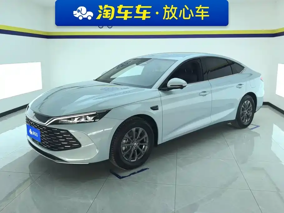 BYD Qin L DM-i Smart Drive Edition 80KM Leading 2025