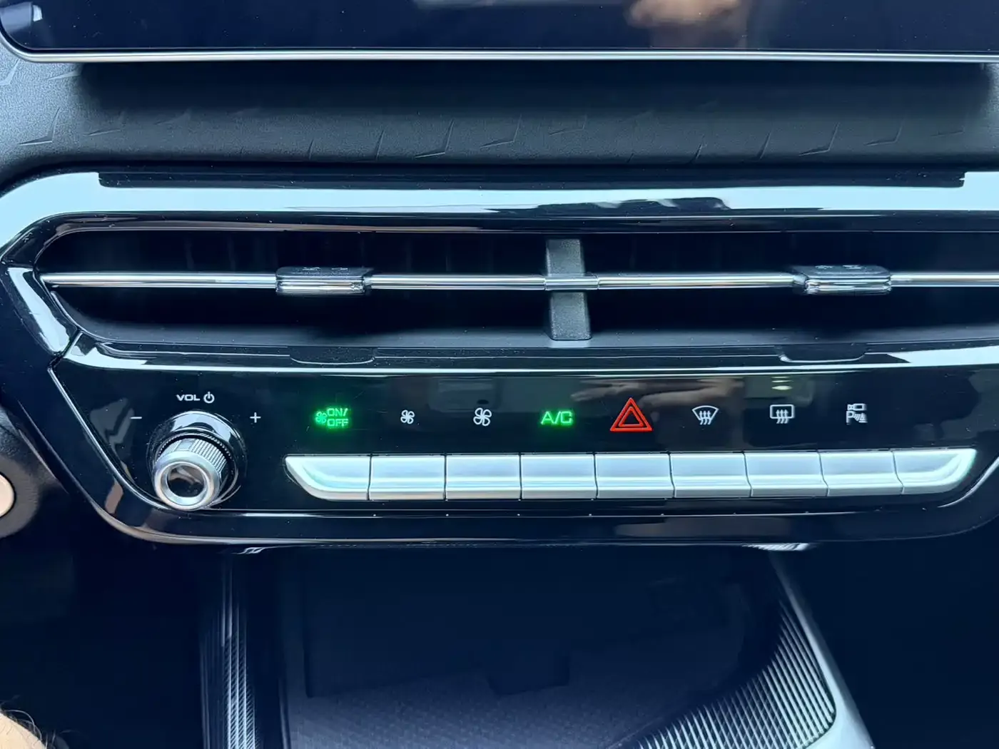 Haval Chitu Power Edition 1.5T Purple Copper Rabbit 2022 — фото 15