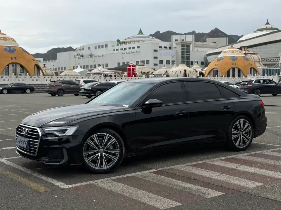 Audi A6L 45 TFSI Premium Dynamic 2022
