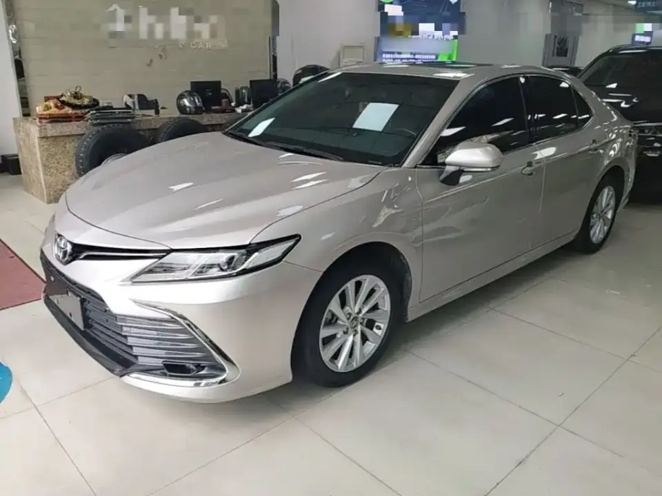 Toyota Camry 2.0GVP Leading Edition 2022