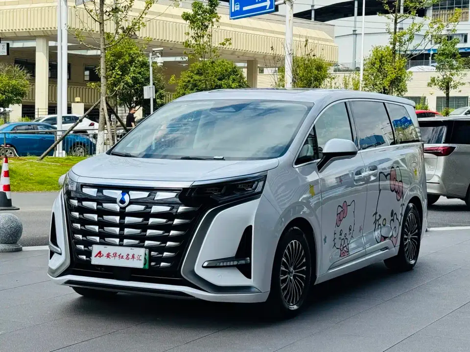 Denza D9 DM-i 980 AWD Prestige 2025
