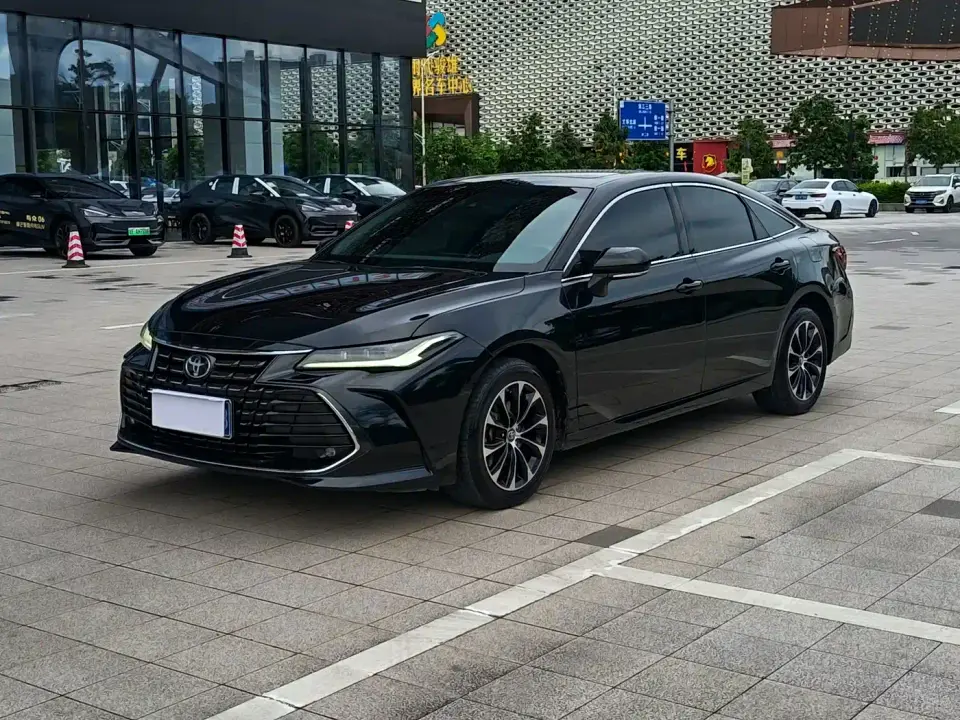 Toyota Avalon 2.0L Premium Selection 2023