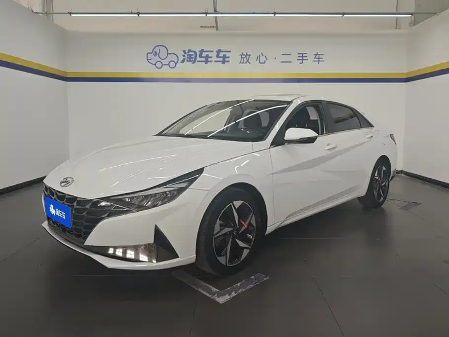Hyundai Elantra 1.5L CVT GLX Elite Edition 2022