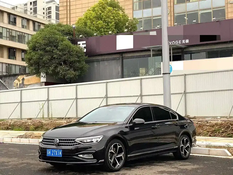 Volkswagen Magotan 2 Million Units Anniversary Edition 330TSI DSG Leading Type 2023
