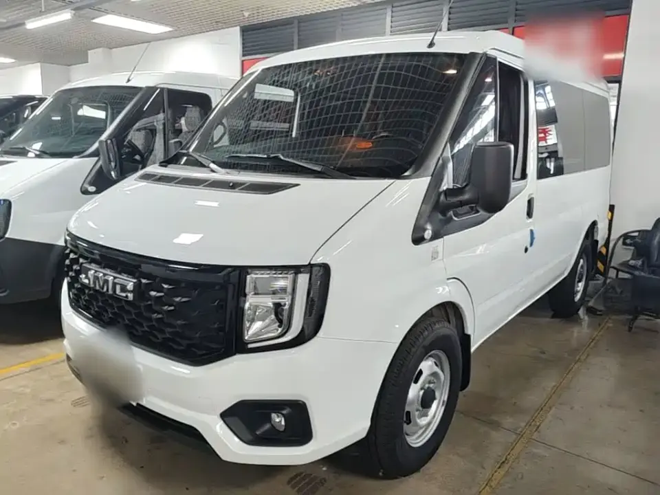 Jiangling JMC Fushun Model 2.0T 6MT Diesel Short Wheelbase Low Roof Commercial MPV 5/6 Seats with Dual Swing Doors 2026