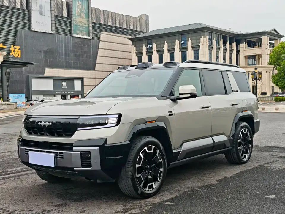 Fangchengbao Leopard 8 Zhiyong Flagship 7-Seater 2024