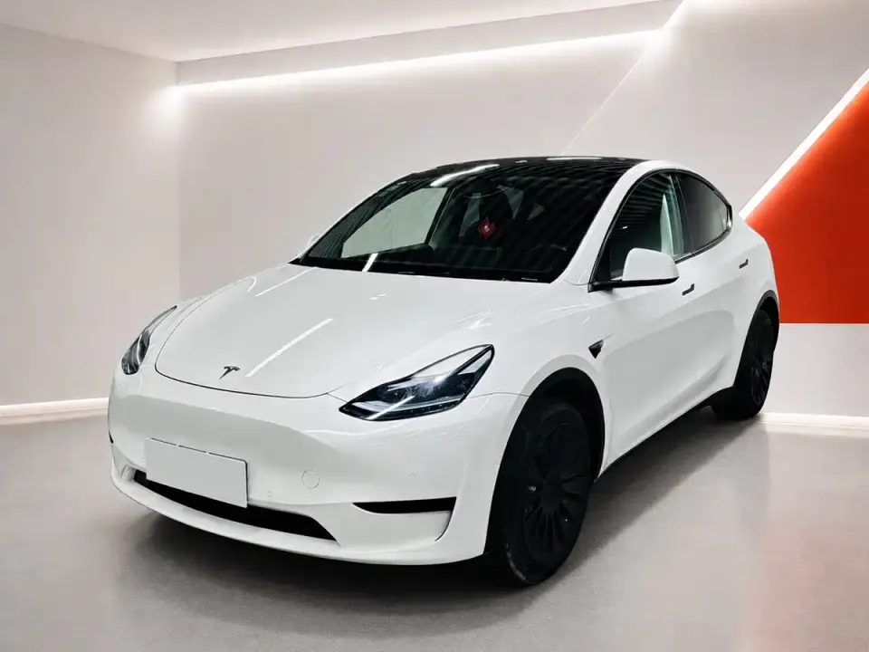 Tesla Model Y Facelift Rear-Wheel Drive Version 2023