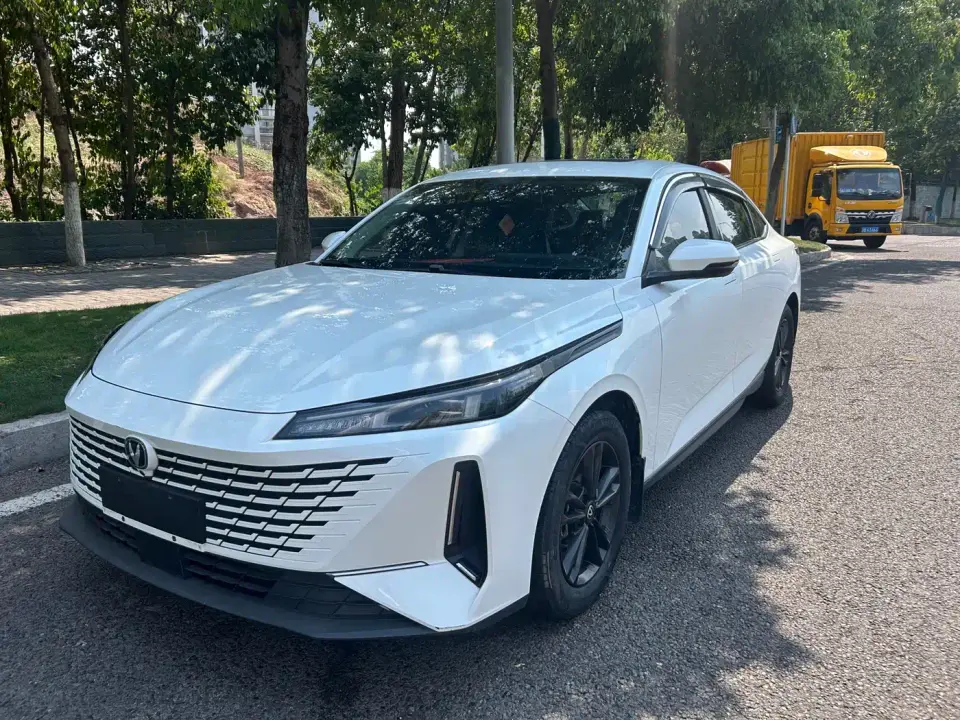 Changan Yida Blue Whale NE 1.5T GDI DCT Enjoyment Edition 2023