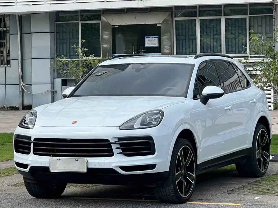 Porsche Cayenne Cayenne 3.0T Platinum Edition 2023