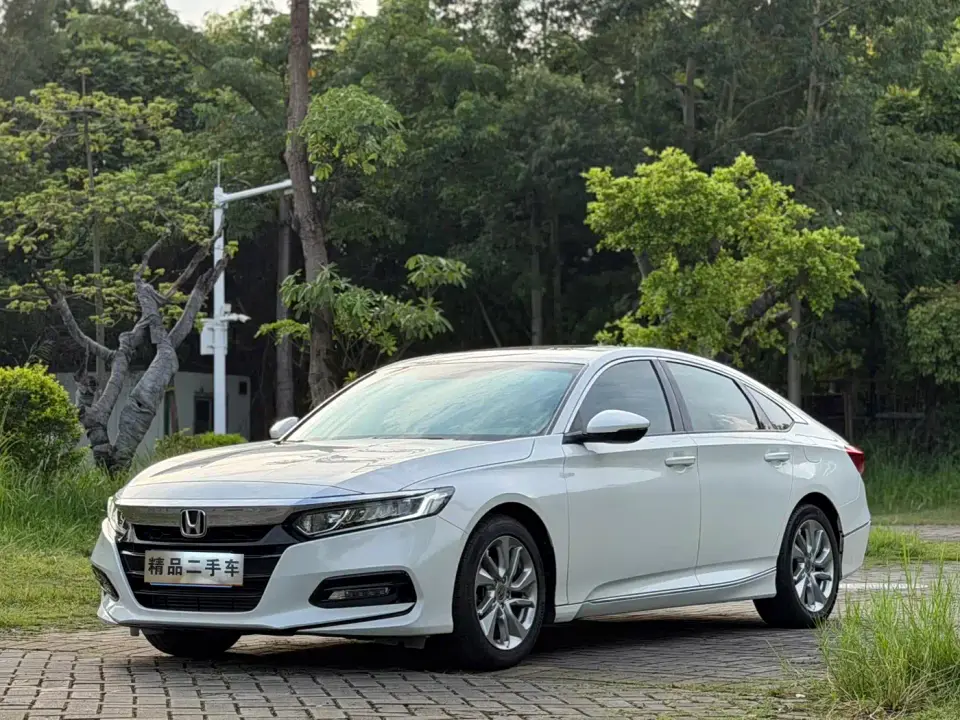 Honda Accord 260TURBO Elite Edition China V 2020
