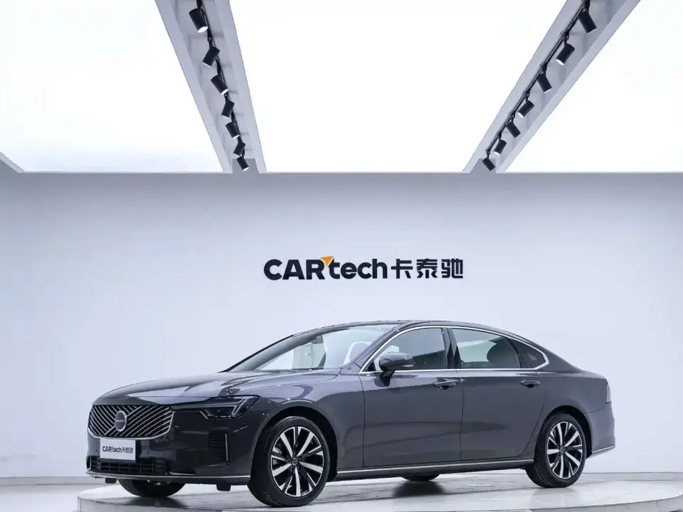 Volvo S90 B5 Zhiyi Luxury Edition 2025