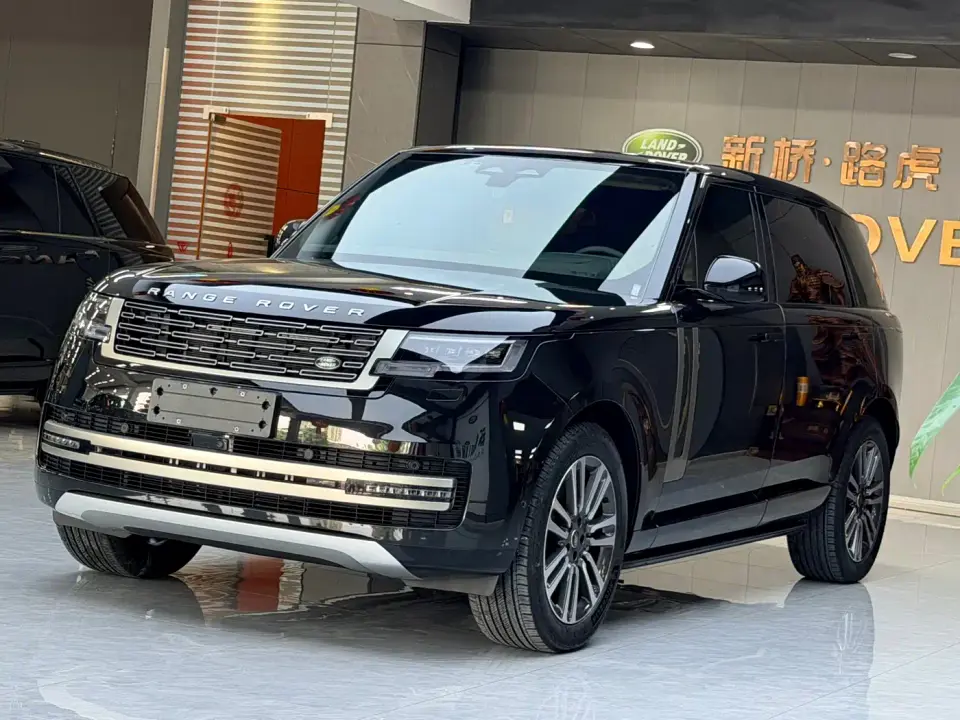 Land Rover Range Rover 3.0 L6 400PS Golden Age Long Wheelbase 2023