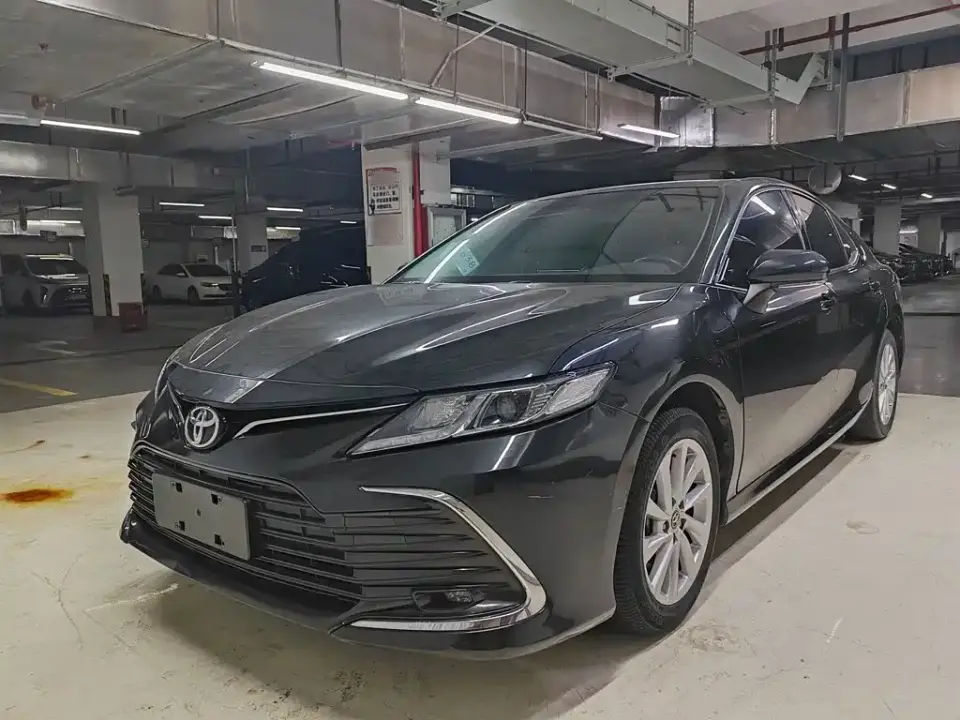 Toyota Camry 2.0GVP Leading Edition 2023