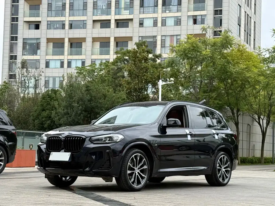 BMW X3 xDrive30i Leading M Night Package 2023