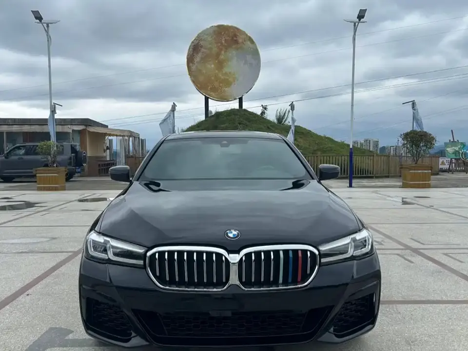 BMW 5 Series 530Li Leading M Sport Package 2023