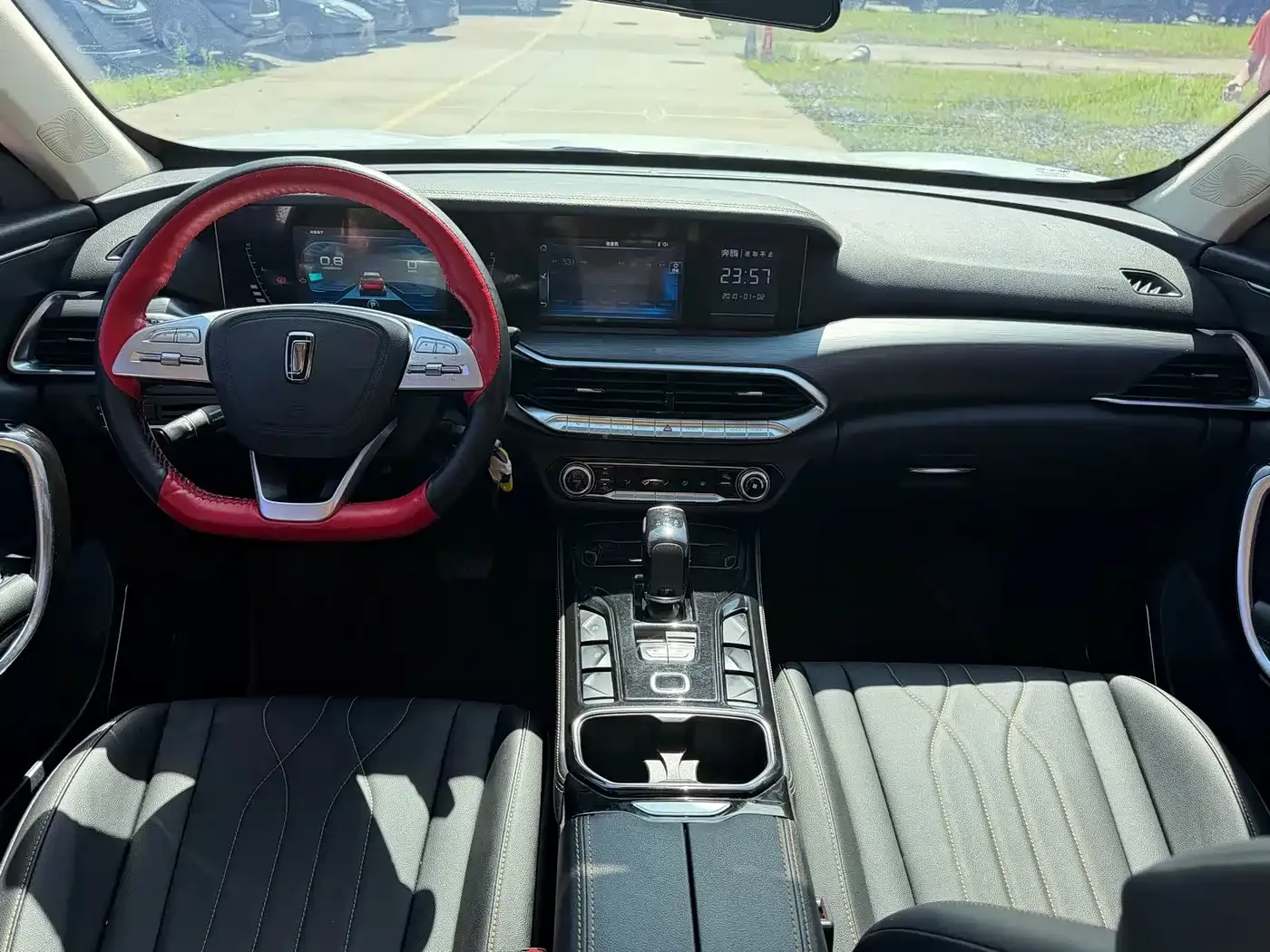 Besturn Bestune T77 PRO 280 TID Automatic Luxury 2022 — фото 4