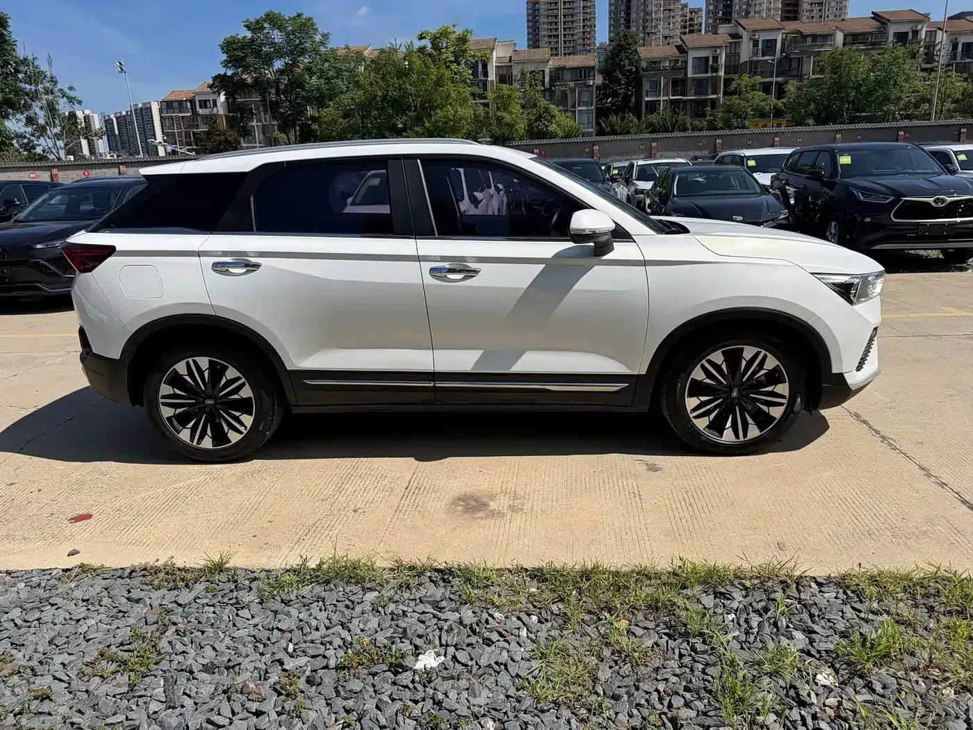 Besturn Bestune T77 PRO 280 TID Automatic Luxury 2022 — фото 6