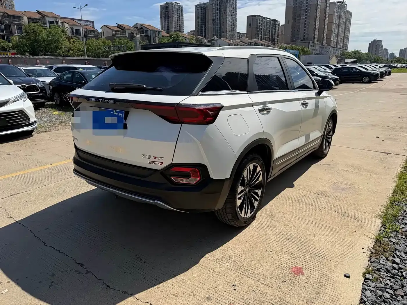 Besturn Bestune T77 PRO 280 TID Automatic Luxury 2022 — фото 8