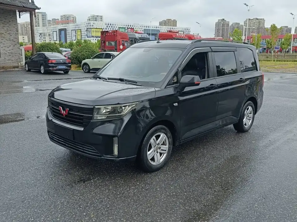 Wuling Motors Wuling Hongguang PLUS 1.5T Manual Luxury 7-seater 2019