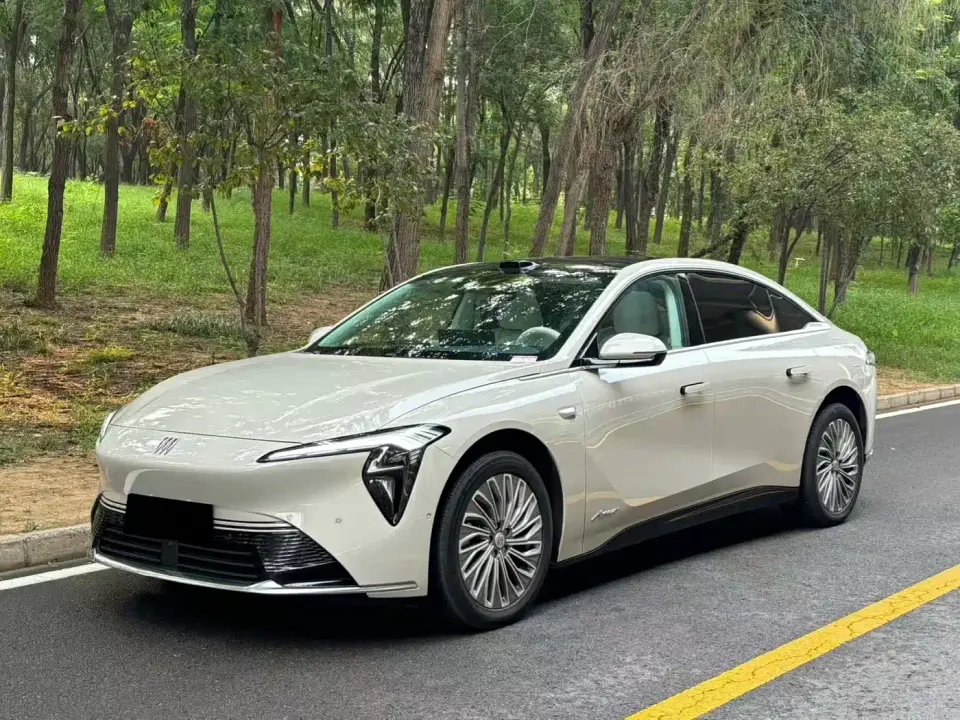 Buick Zenith Sedan Model Base Version 2025