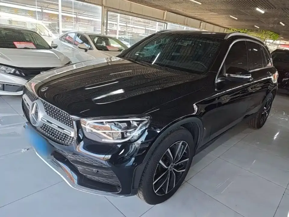 Mercedes-Benz GLC-Class Model GLC 260 L 4MATIC Luxury Edition 2021