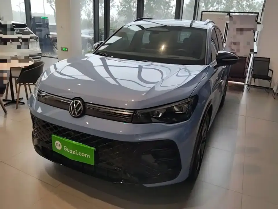 Volkswagen Tiguan L PRO 380TSI 4WD R-Line Premium Edition 2025