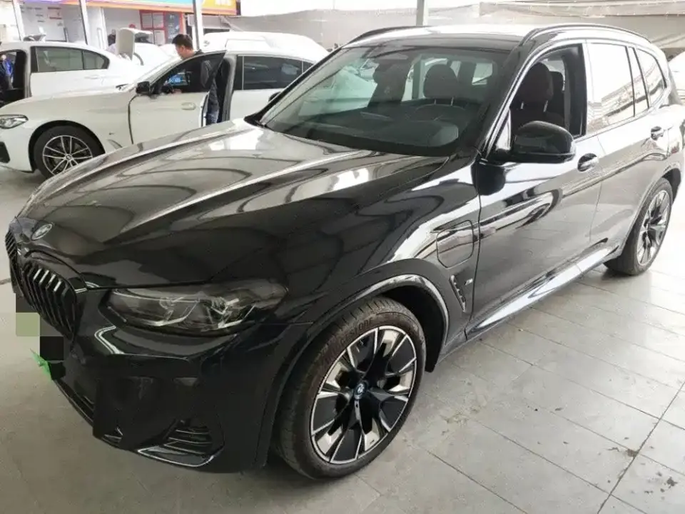 BMW iX3 Leading Edition 2023