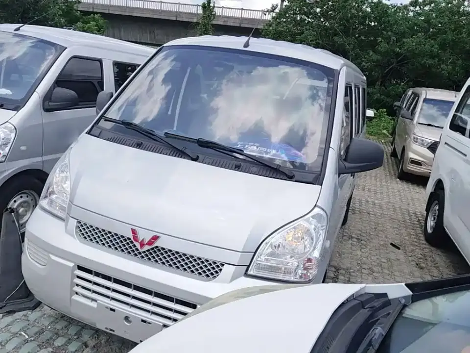Wuling Motors Wuling Rongguang EV Basic Passenger Vehicle EVE Battery 2023