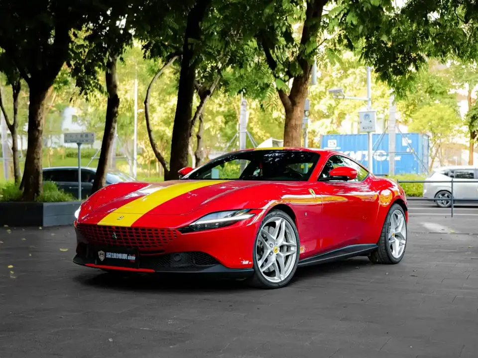 Ferrari Roma 3.9T V8 2024