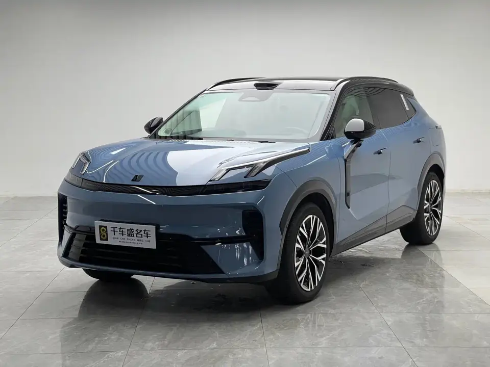 Lynk & Co 08 EM-P Model Base Trim 2025