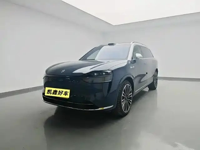 AITO Wenjie AITO M9 Extended Range Ultra 42kWh 6-Seater 2024