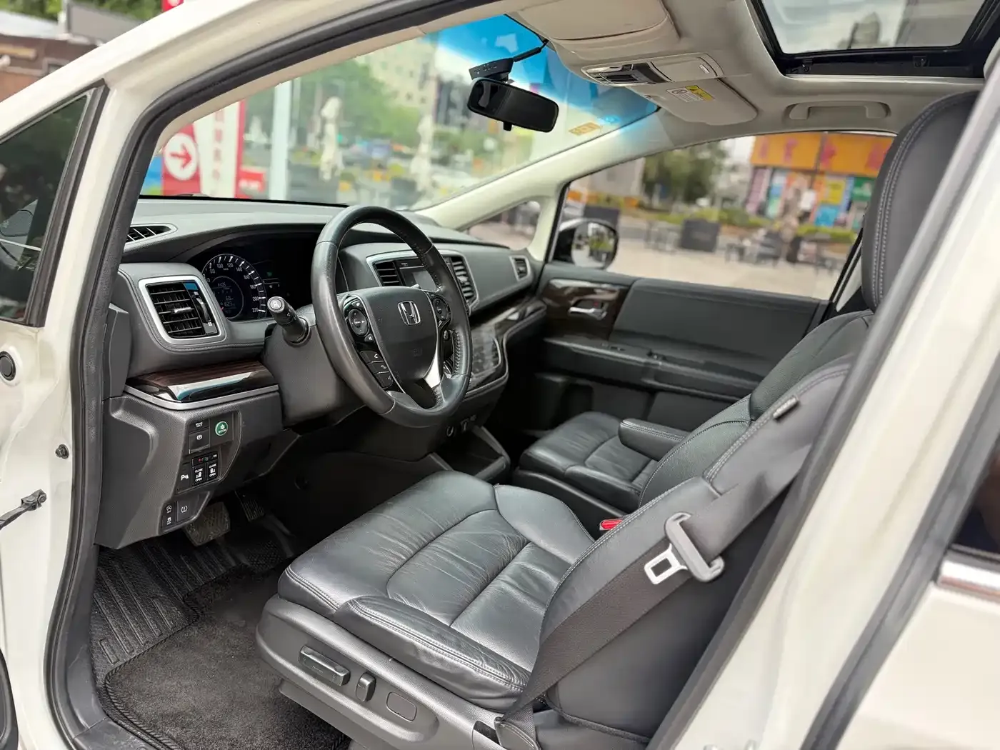 Honda Odyssey 2.4L Smart Enjoy Edition 2019 — фото 5