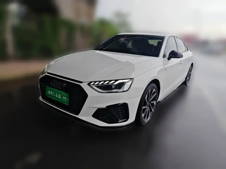 Audi A4L 40 TFSI Luxury Sport 2023