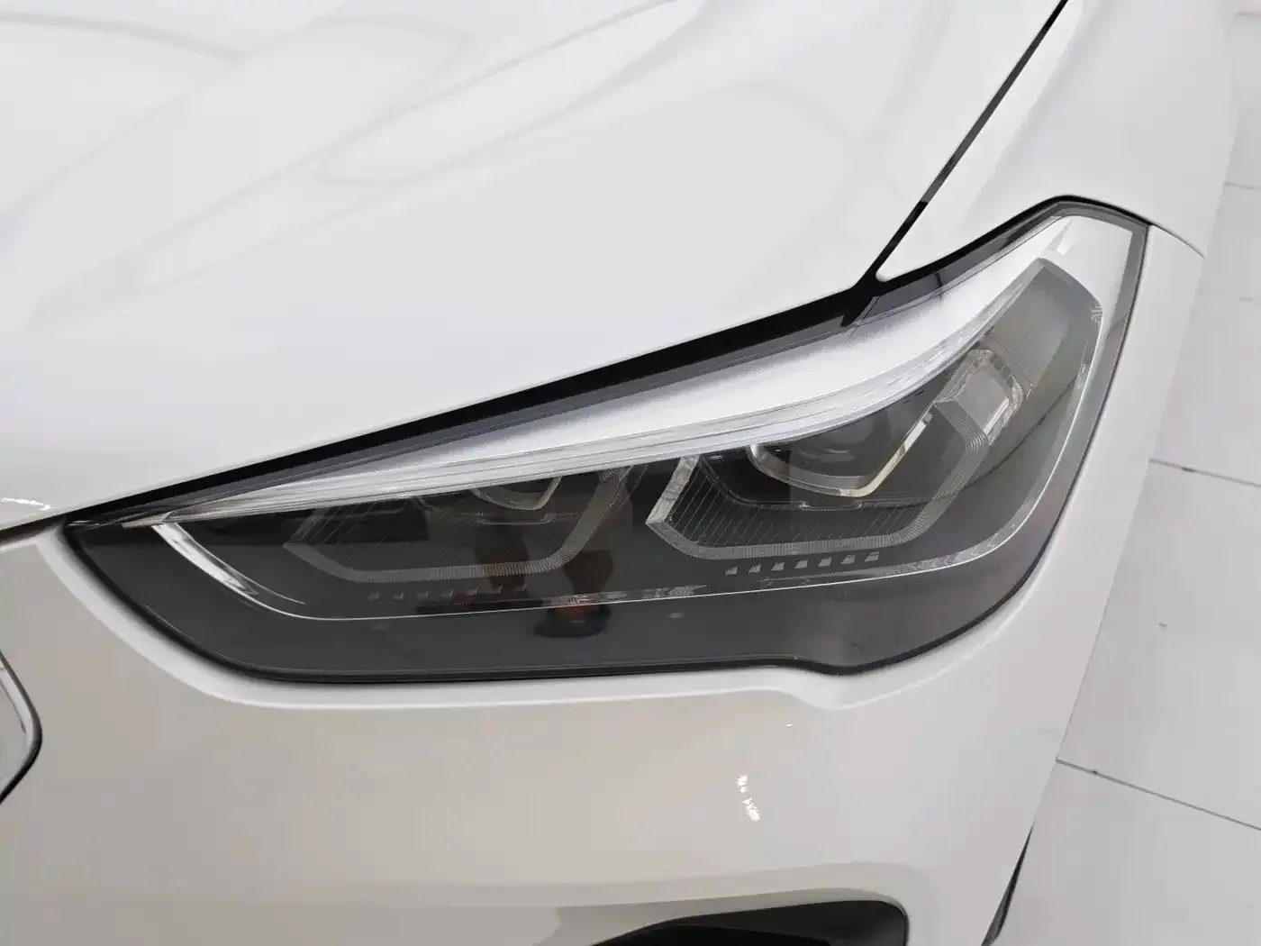 BMW X1 sDrive25Li Leading 2022 — фото 18