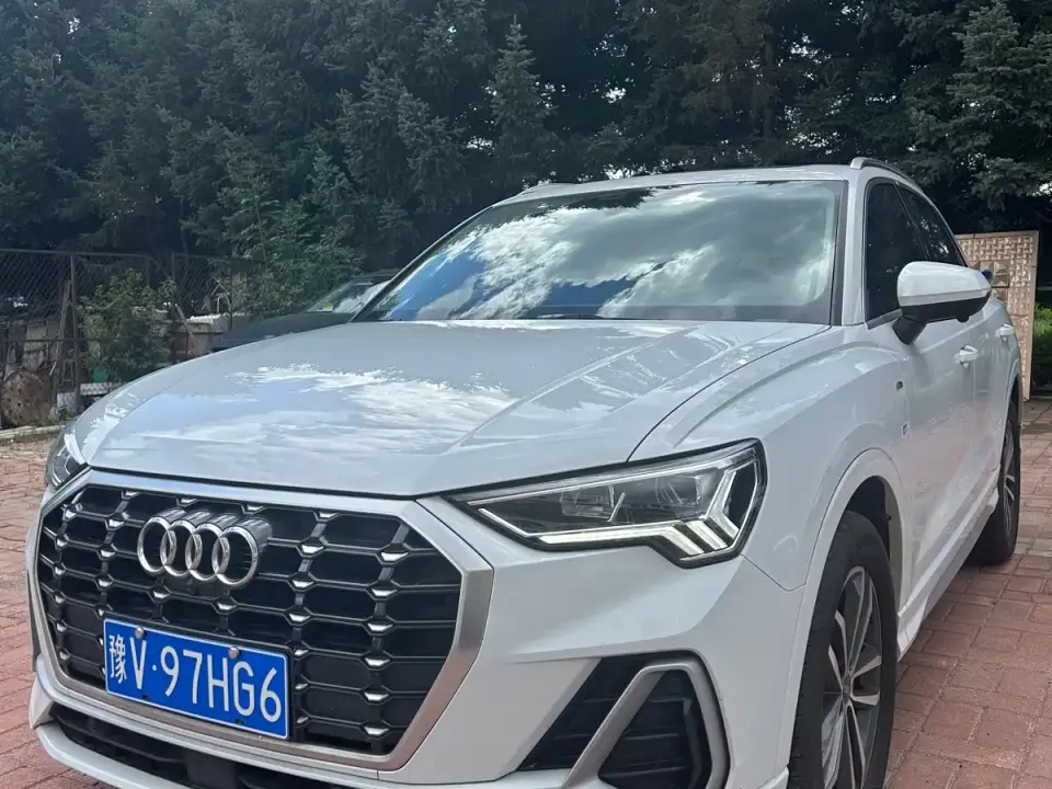 Audi Q3 35 TFSI Progressive Dynamic (1.4T) 2023